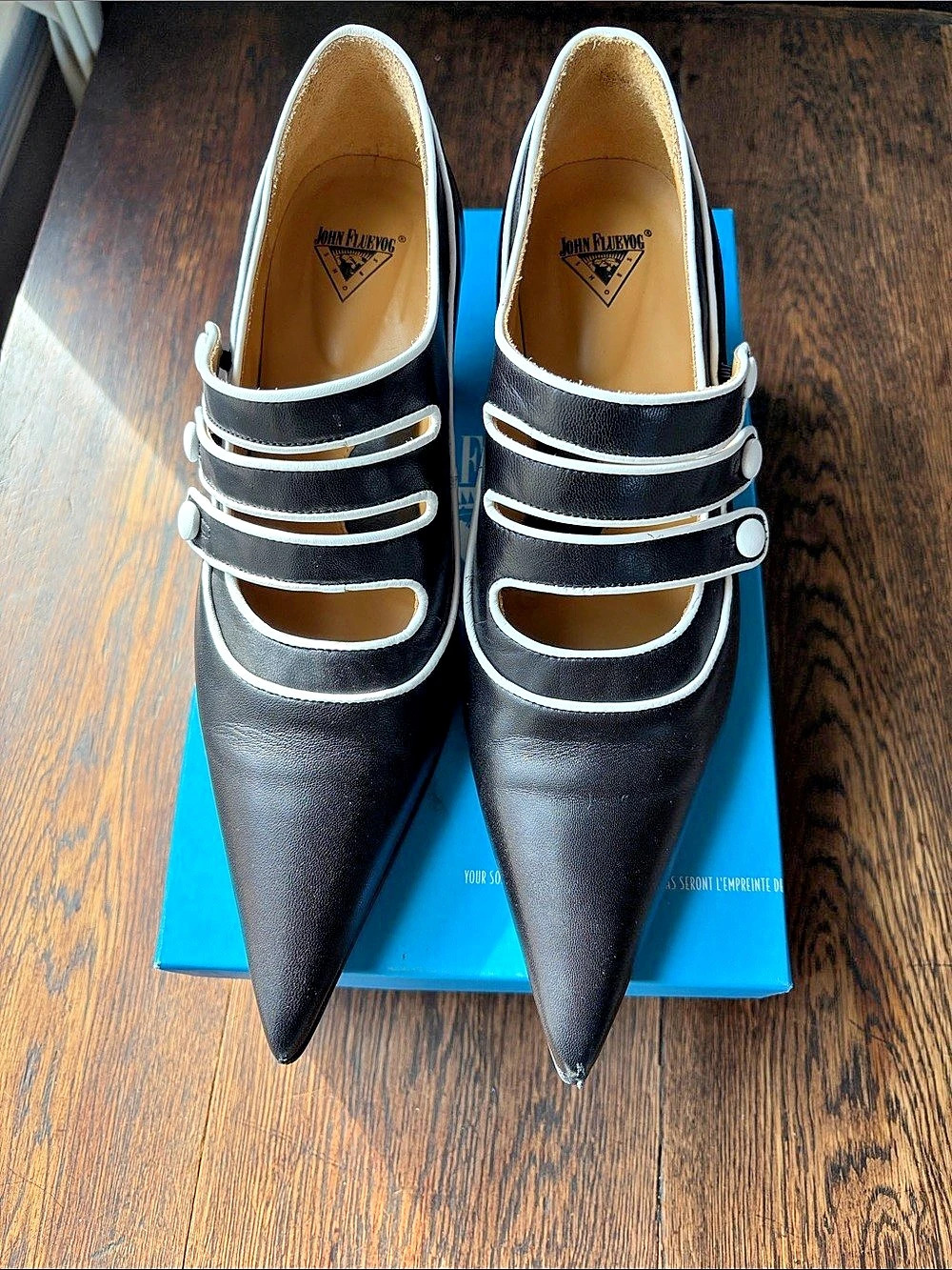 John Fluevog Sheila Pointed-Toe kitten Heels Black & White US 8.5